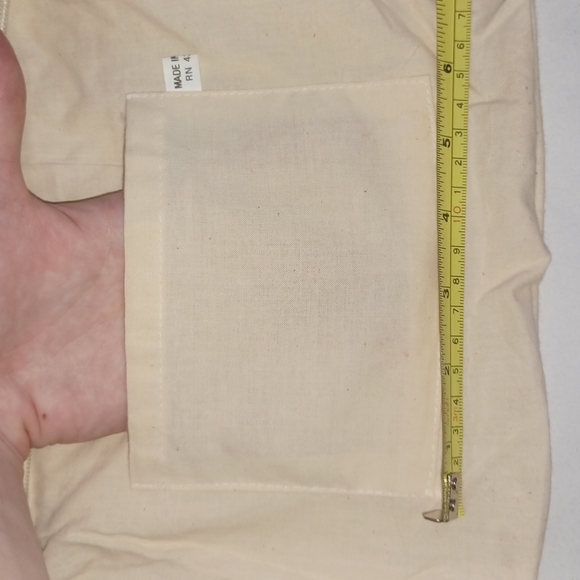 Macrame cream Wristlet clutch with wooden beads details beach - Picture 15 of 17